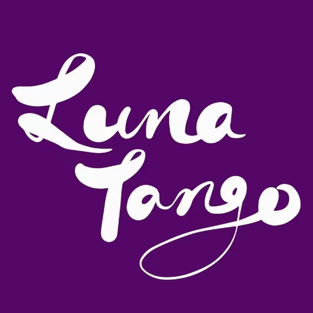 Milongueando en el Luna